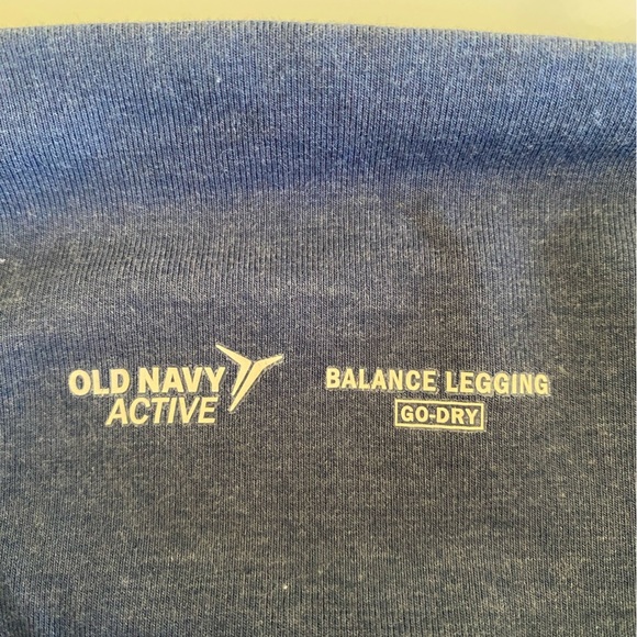 Old Navy Tie Die Stripe Balance Leggings Size M - Picture 5 of 6